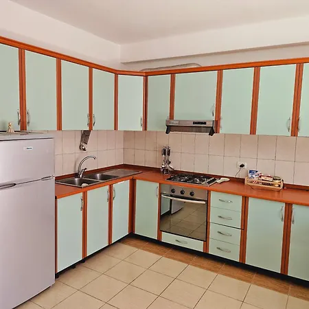 Sea View Golem Apartament *