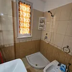 Sea View Golem شقة دراس