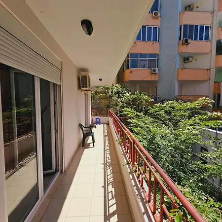 Sea View Golem Apartmán *