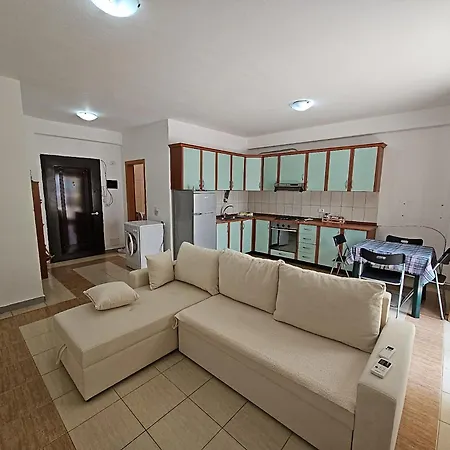 Daire Sea View Golem Dıraç