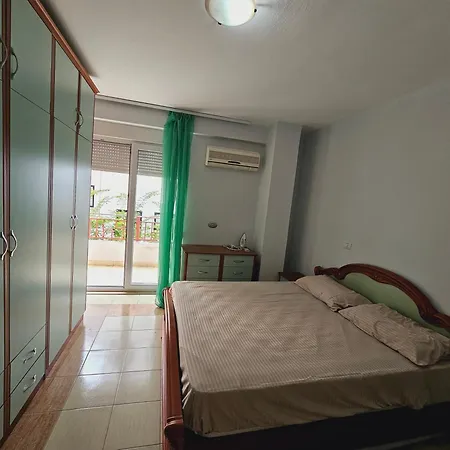Daire Sea View Golem *